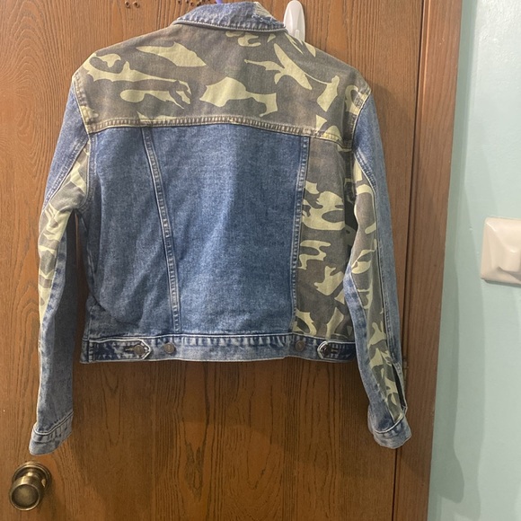 KanCan Jean Jacket with Camo - Picture 5 of 6